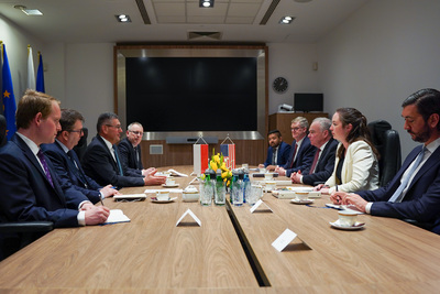 Minister Łukowski spotkał się z Senatorem USA Timem Kainem
