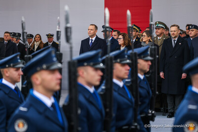 Prezydent: Grób Nieznanego Żołnierza to ołtarz naszej Ojczyzny