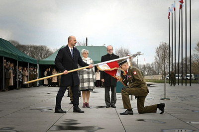 List Prezydenta RP z okazji wręczenia sztandaru 2 Regionalnej Bazie Logistycznej
