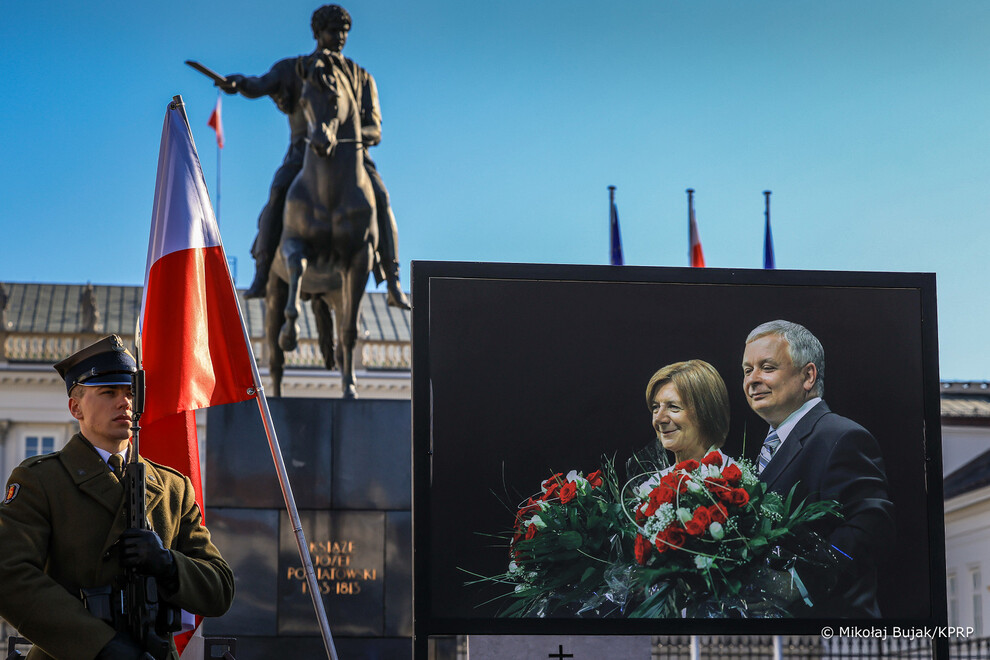 Upamiętnienie Ofiar katastrofy pod Smoleńskiem