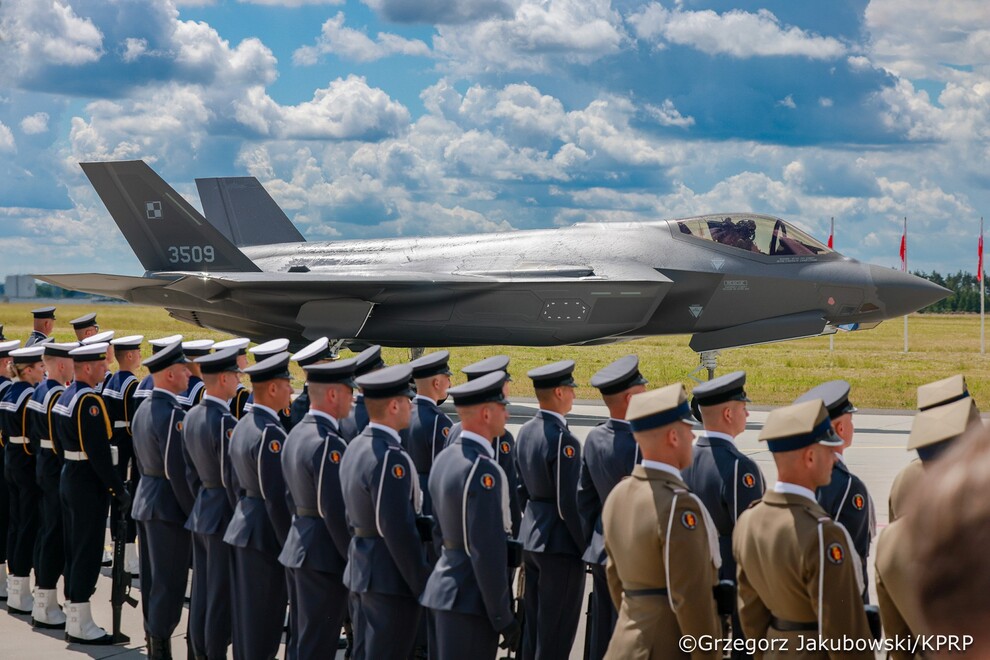 Prezydent RP na ceremonii przyjęcia samolotów F-35 "Husarz"